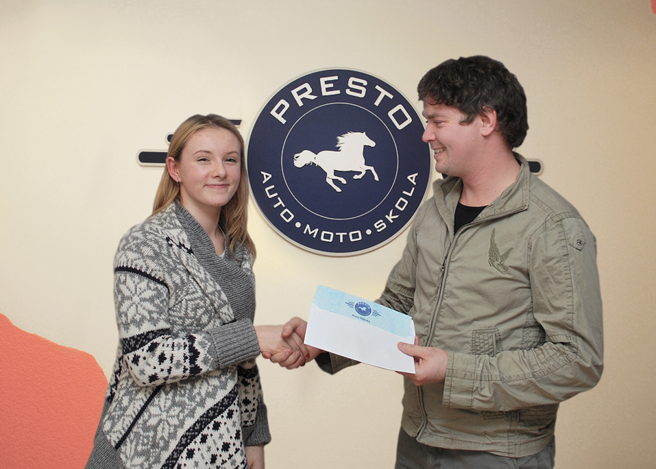 Anna Diļevka CSDD online testa uzvarētājs - Pirmā vieta